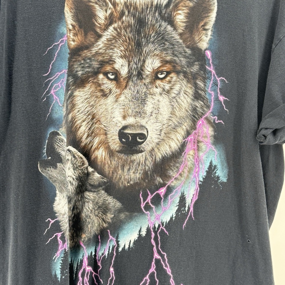 VTG 90s Y2K Wolf Lightning T-Shirt Sz L Fruit of the Loom HD Thunder Graphic - Picture 2 of 10